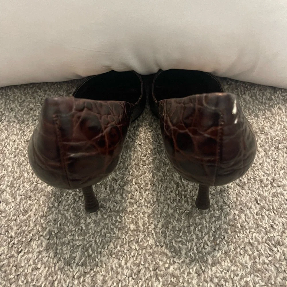 Sassy fun pointed toe heels ❤️‍🔥 - Picture 4 of 6